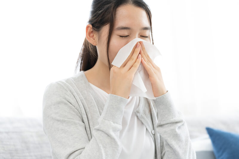 秋にも花粉症はある