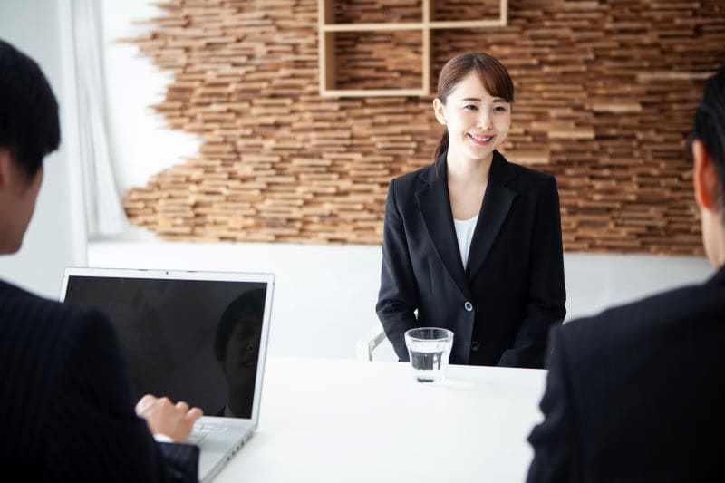 登録販売者として正社員を目指す際の転職のコツ