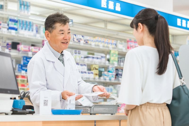 スギ薬局で働く登録販売者の年収は？気になる手当や制度・ボーナスを採用担当者に聞いた！